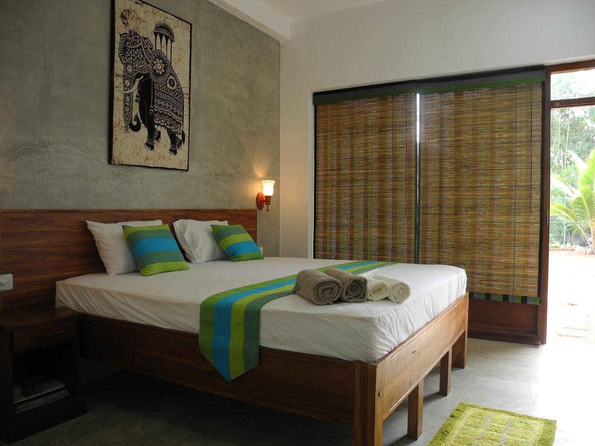Wood 3* Negombo
